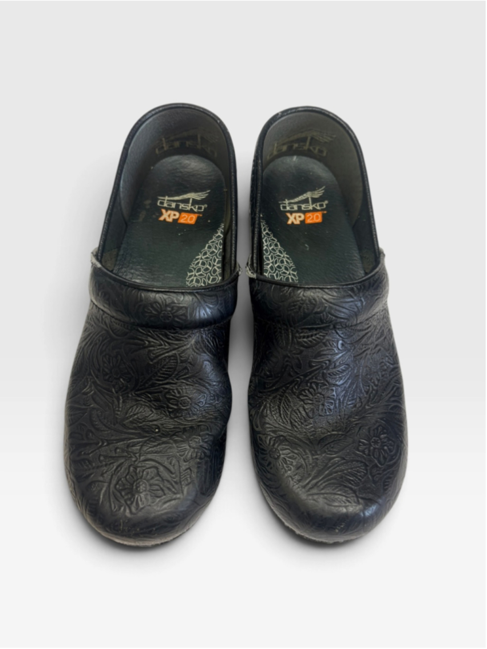 Dansko XP 2.0 Floral Embossed Leather Clogs Black Women’s 8.5/39